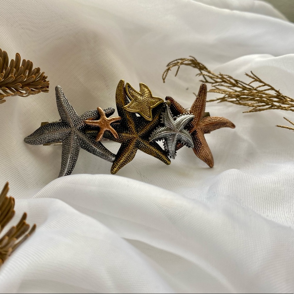 Starfish hair clip